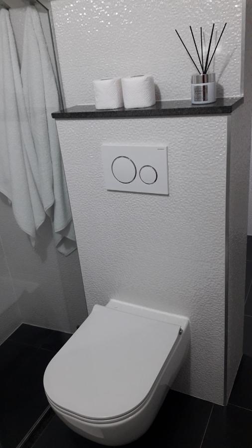 Studio Apartment Nani Centar سبليت المظهر الخارجي الصورة
